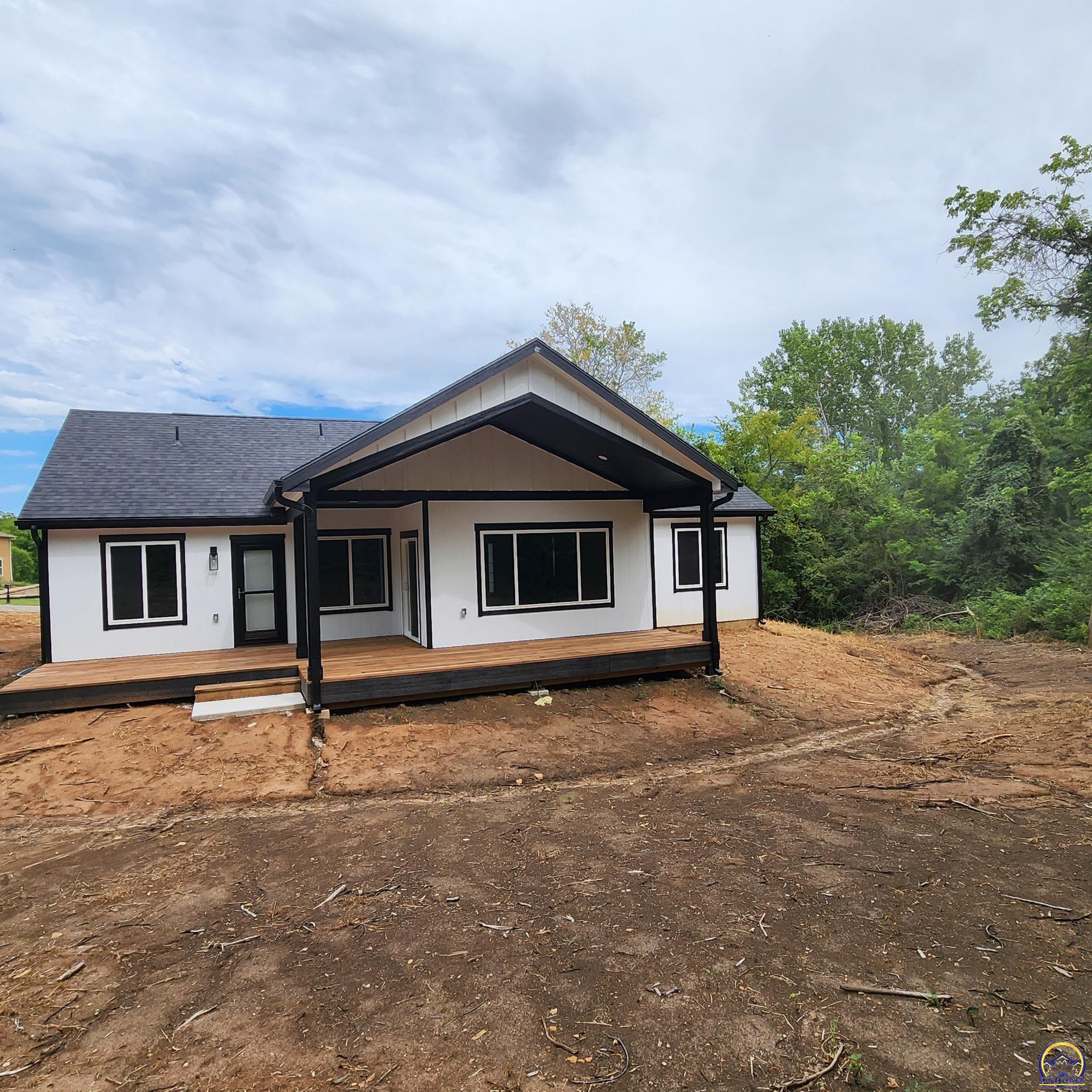 6353 Crescent Rim Drive Ozawkie, KS 66070 - Photo 30 of 33