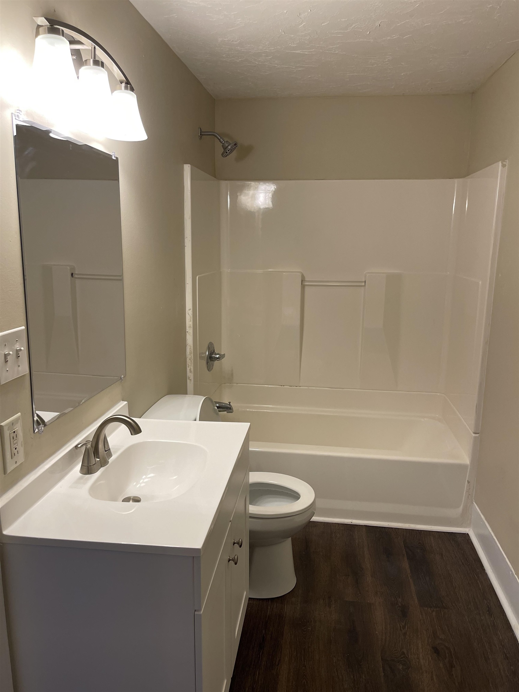 7 Riverside Court Laconia, NH 03246 - Photo 9 of 23 Gallery Image 9