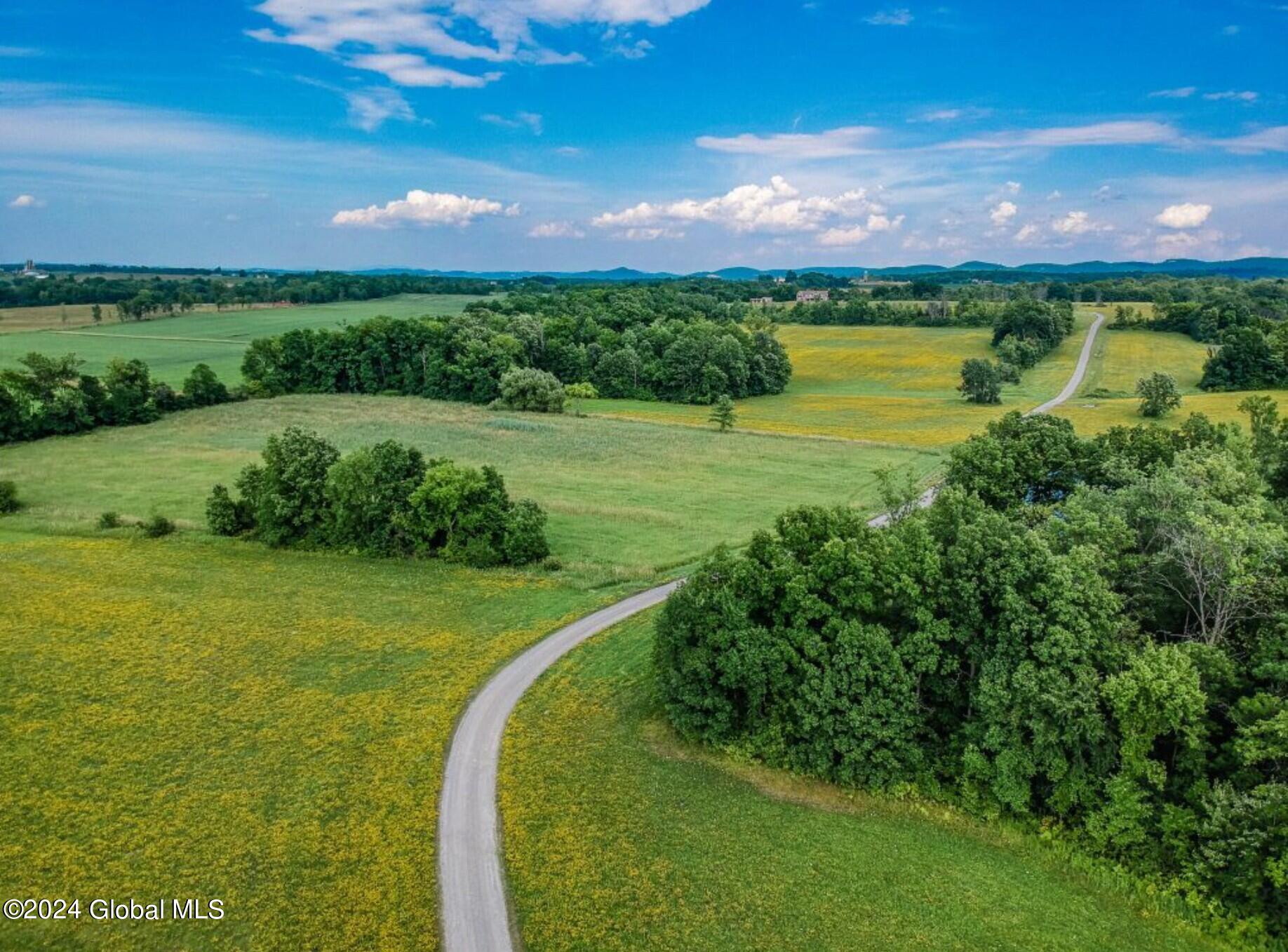 283 New Swamp Road Kingsbury, NY 12839 - Photo 9 of 114 micki
