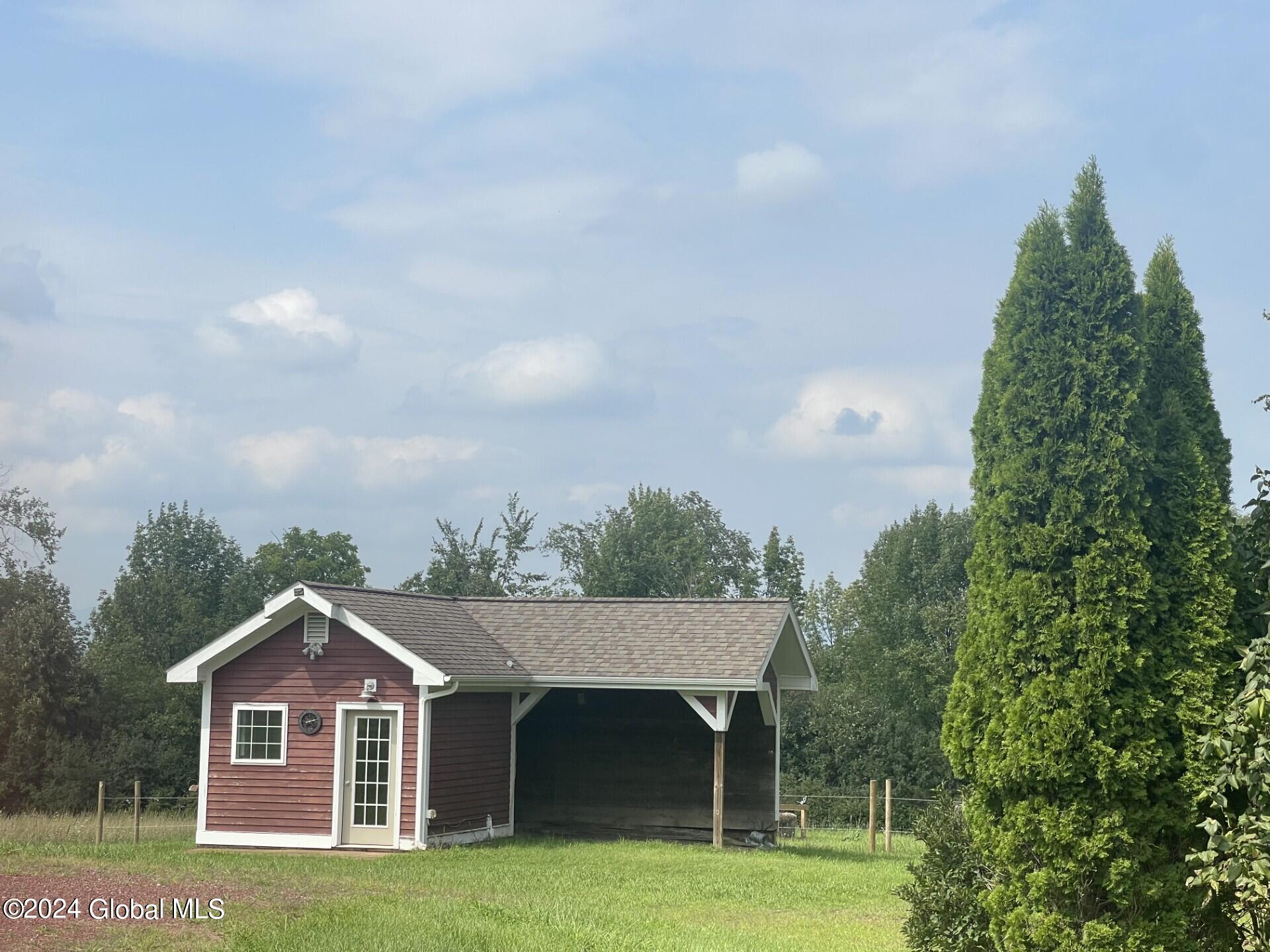 283 New Swamp Road Kingsbury, NY 12839 - Photo 93 of 114 tack room