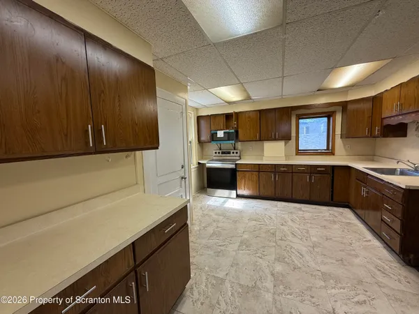 $1,300 | 1706 Prospect Avenue, Unit 2, Scranton, PA 18505