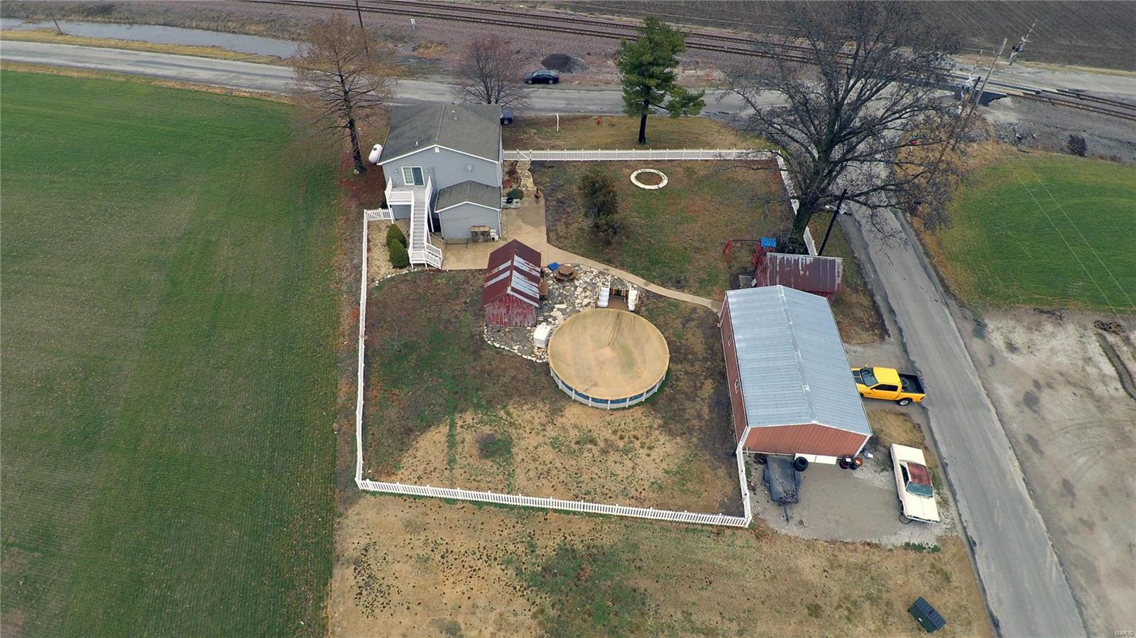 2073 Outlet Road Valmeyer, IL 62295 - Photo 30 of 84