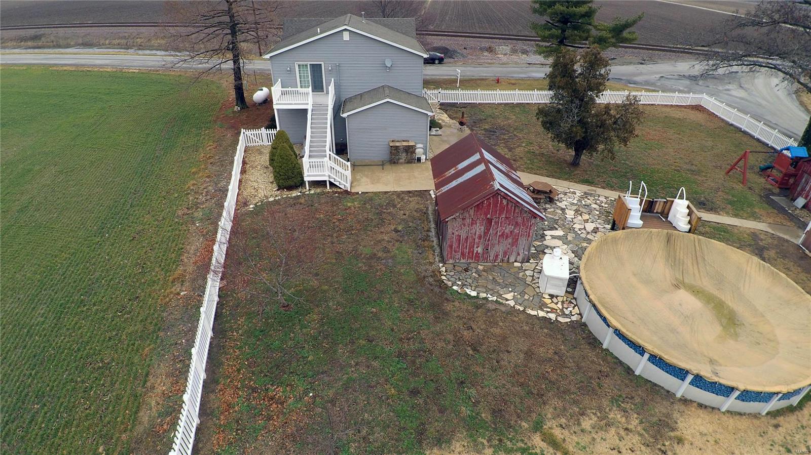 2073 Outlet Road Valmeyer, IL 62295 - Photo 31 of 84