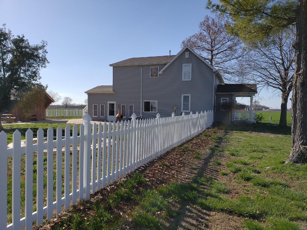 2073 Outlet Road Valmeyer, IL 62295 - Photo 5 of 84