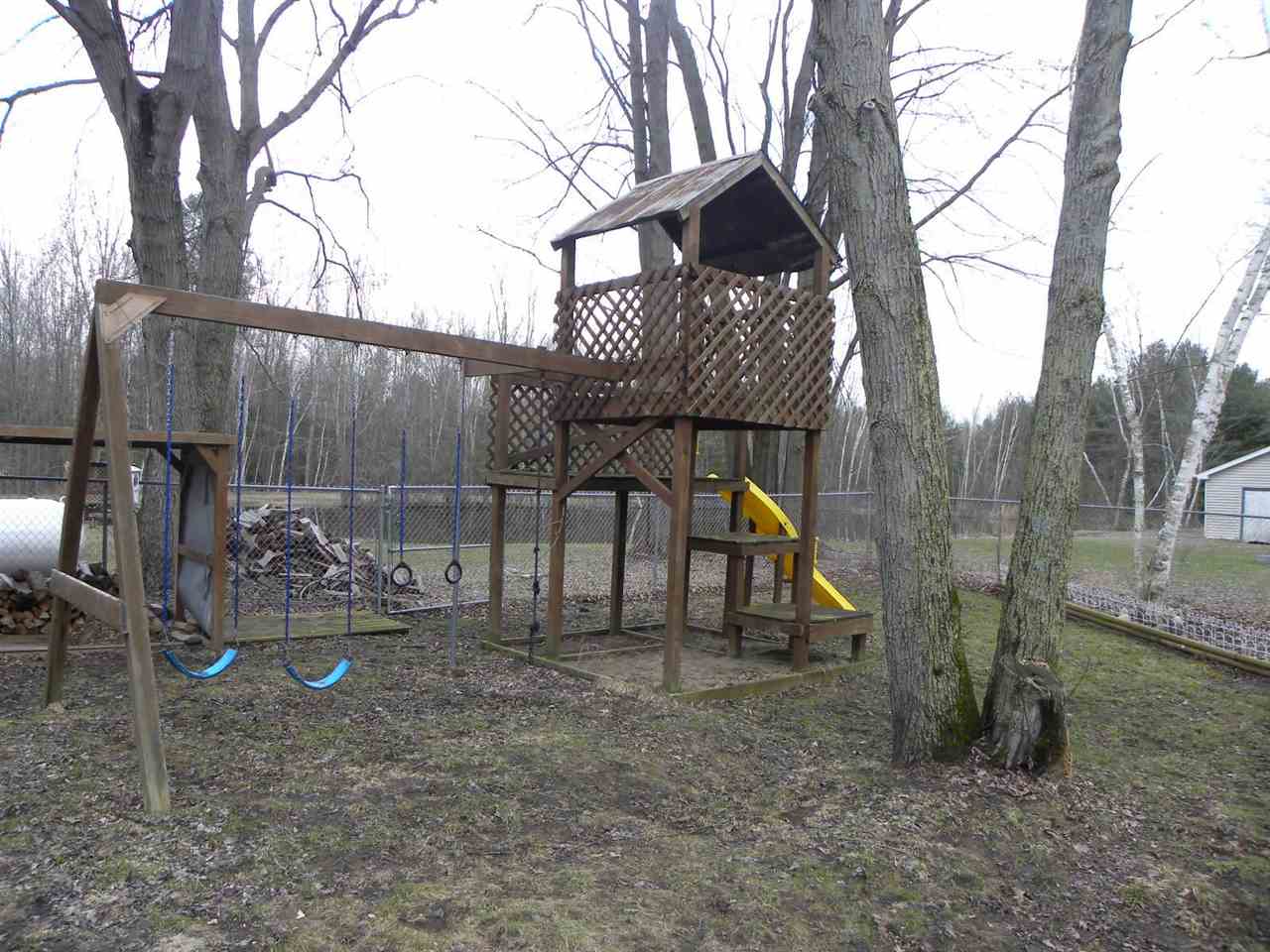 11989 Baumgartner Road St. Charles, MI 48655 - Photo 21 of 33 50069569-21.JPG