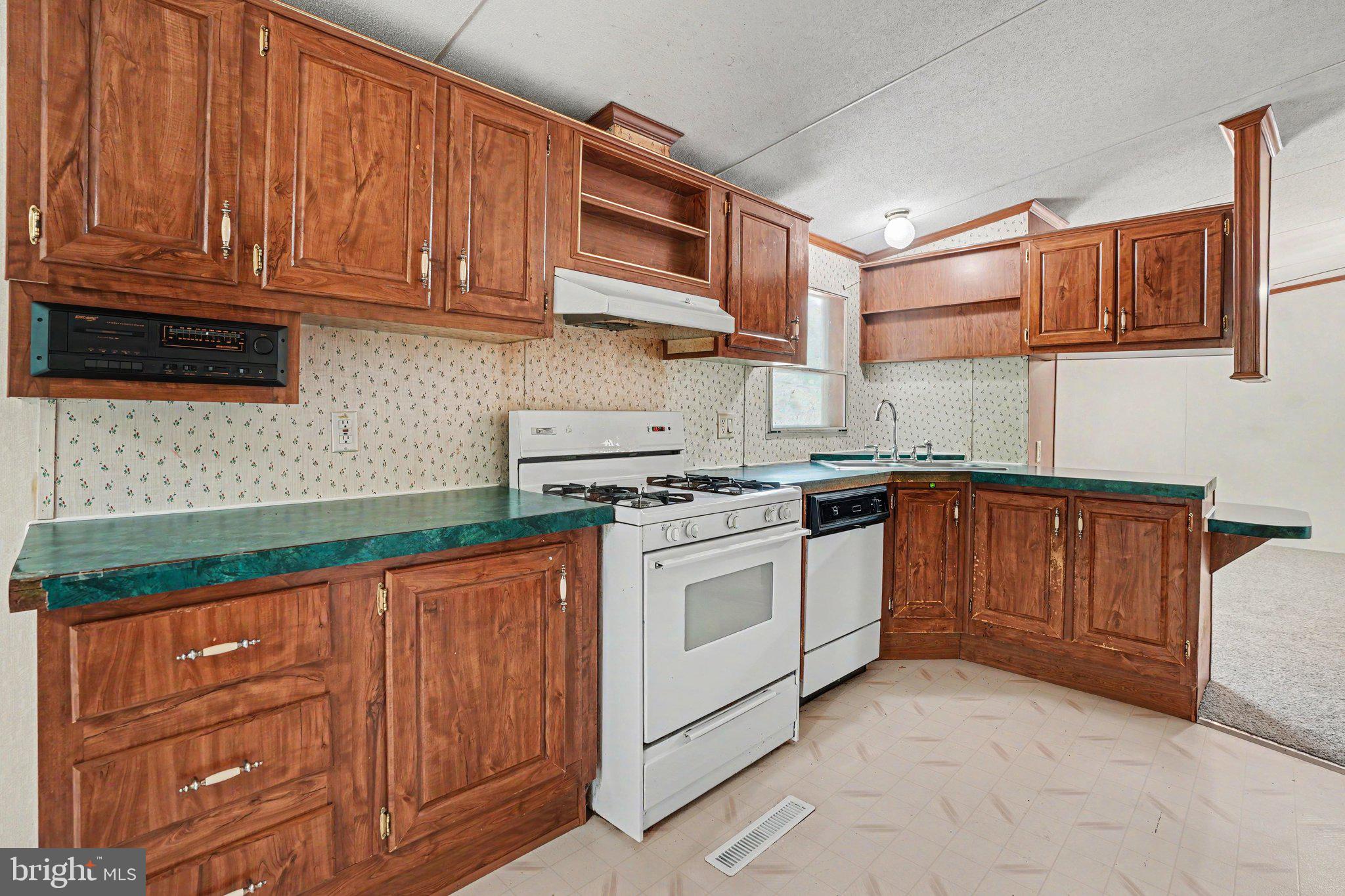 1290 Buckwheat Road Millerstown, PA 17062 - Photo 11 of 28