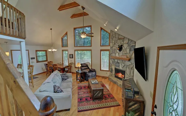 $399,900 | 56 Waxwing Trail, Murphy, NC 28906