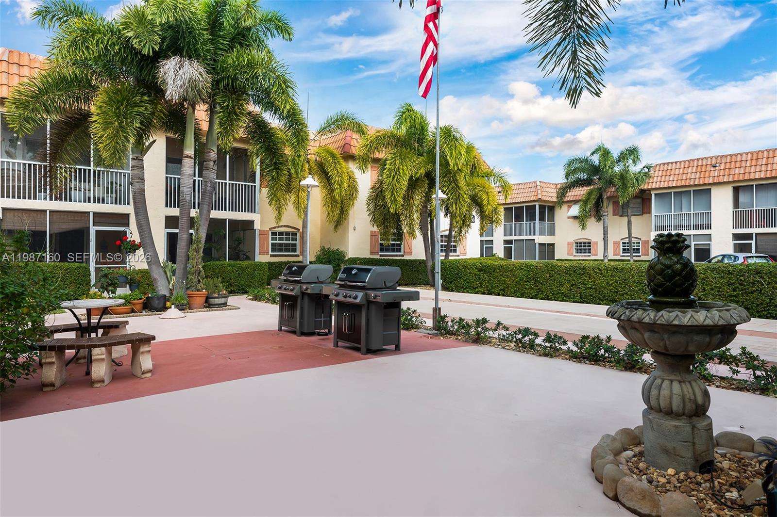 101 East McNab Road, Unit 427 Pompano Beach, FL 33060 - Photo 4 of 15