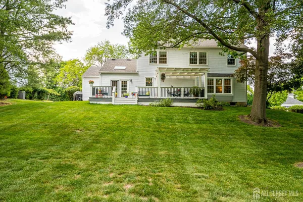 $1,049,900 | 3 Clinton Court, Kendall Park, NJ 08824