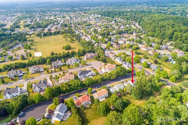 $1,049,900 | 3 Clinton Court, Kendall Park, NJ 08824