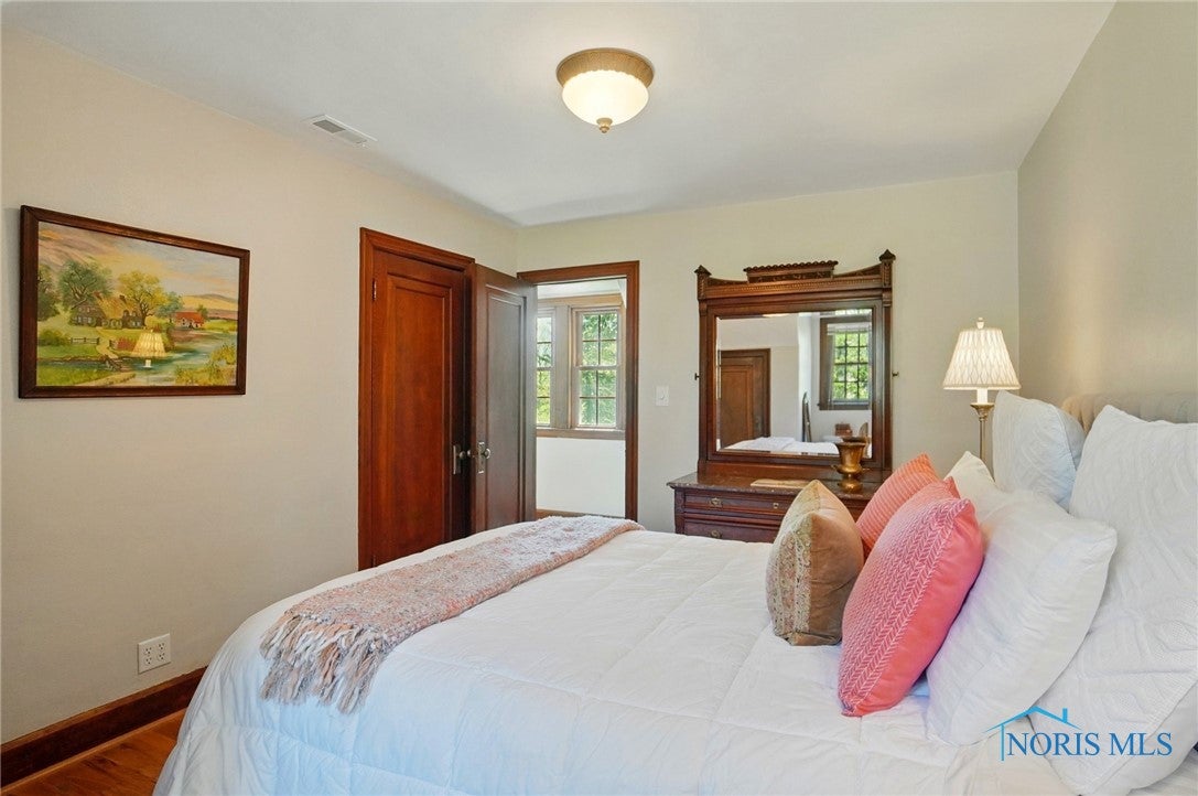 3516 Ridgewood Road Toledo, OH 43606 - Photo 42 of 49 Gallery Image 42