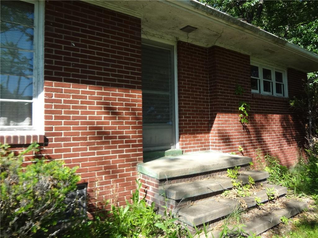 908 Youngstown Ridge Road Latrobe, PA 15650 - Photo 1 of 12