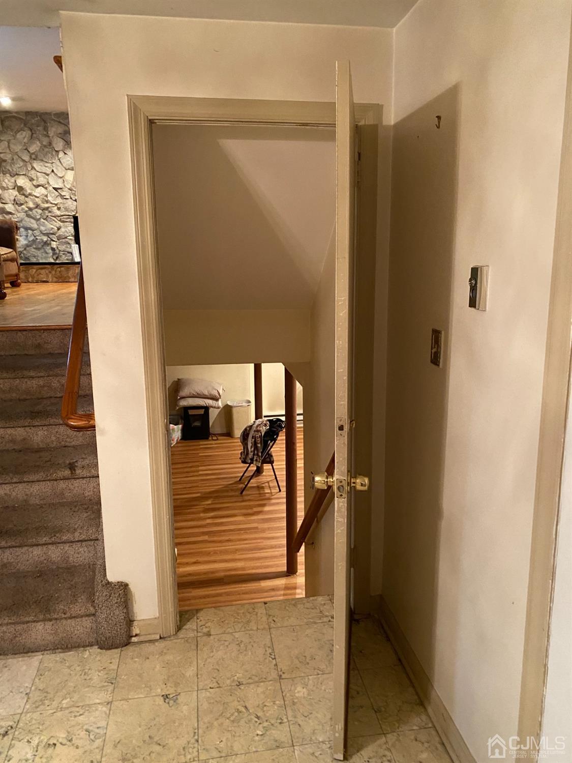 230 Austin Road Orange, NJ 07050 - Photo 10 of 34