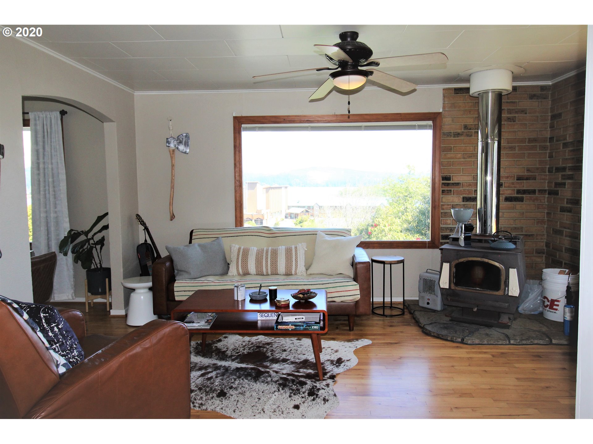 532 State Street North Bend, OR 97459 - Photo 5 of 32