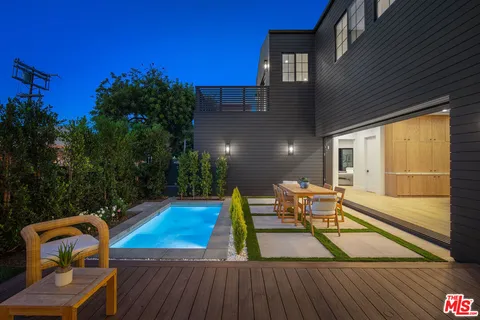 $4,550,000 | 1500 Louella Avenue, Venice, CA 90291
