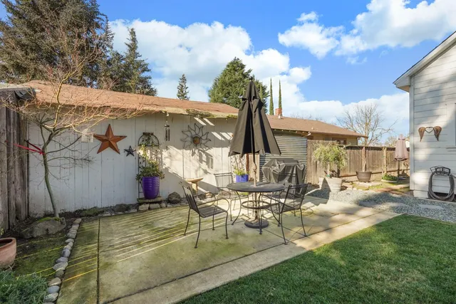 $409,000 | 416 Daisy Avenue, Lodi, CA 95240