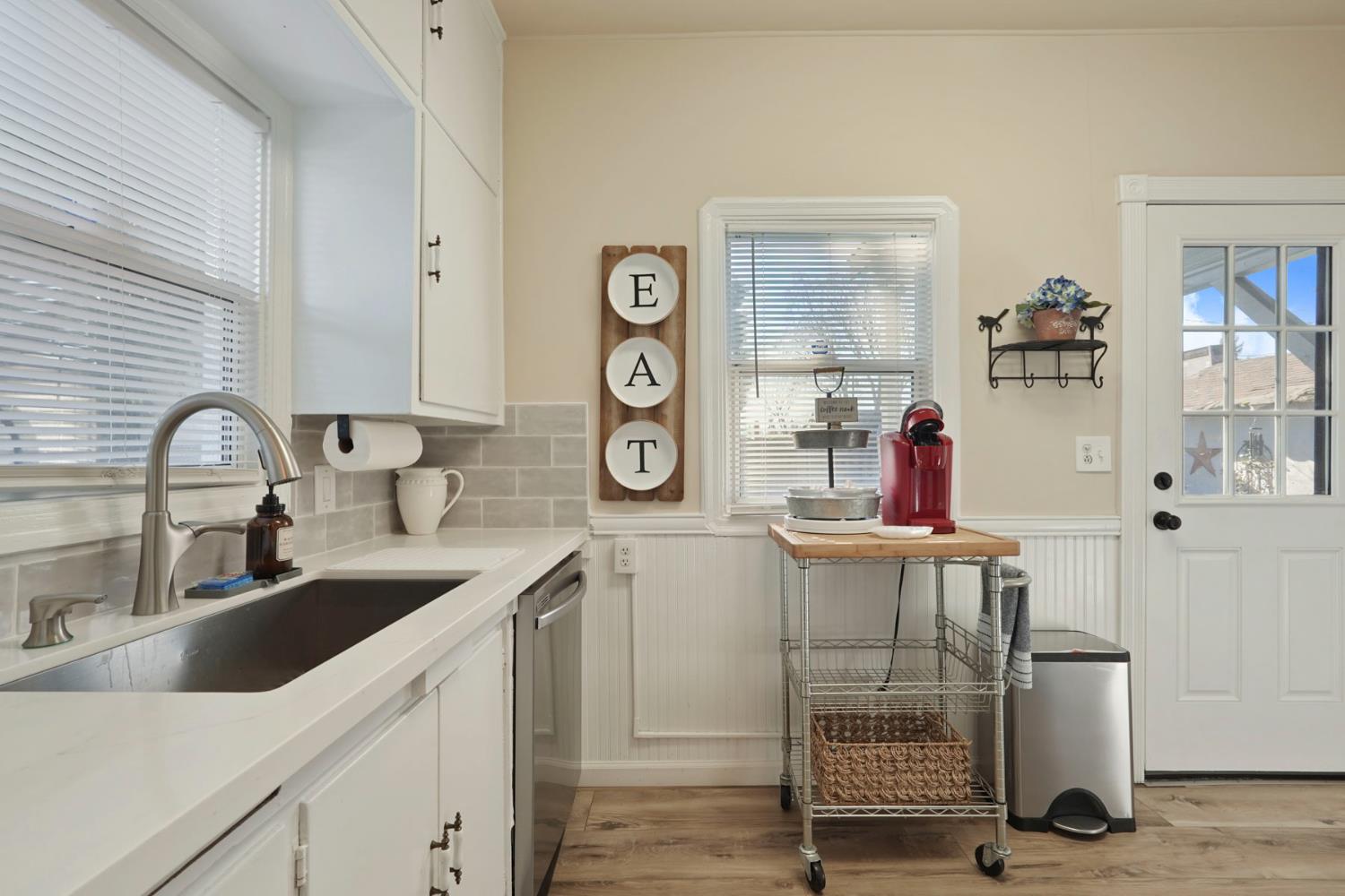 416 Daisy Avenue Lodi, CA 95240 - Photo 10 of 28