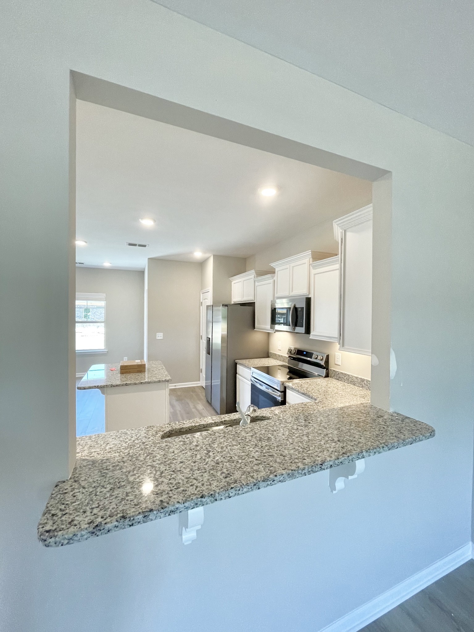 404 Wren Way Spring Hill, TN 37174 - Photo 5 of 11