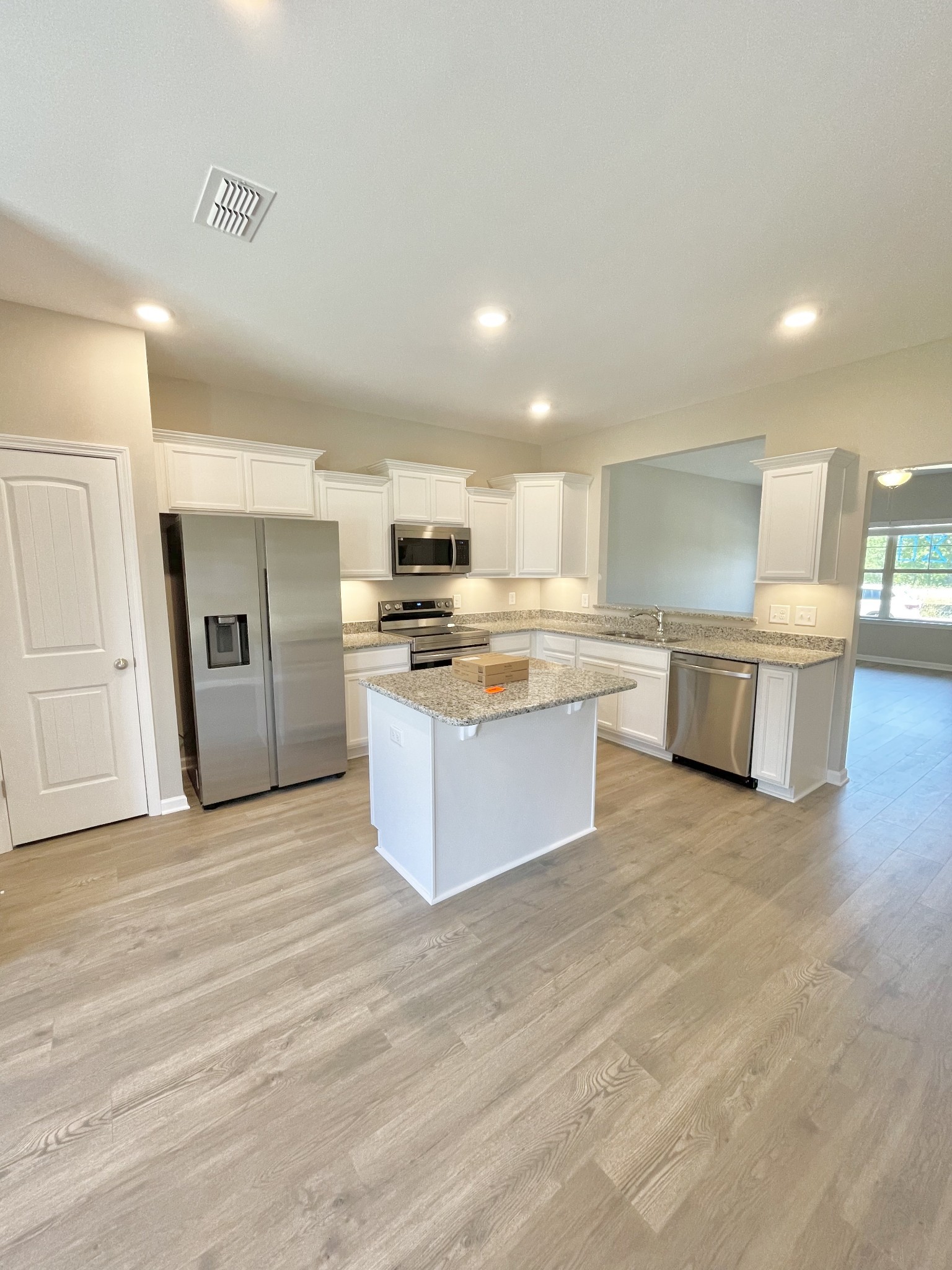 404 Wren Way Spring Hill, TN 37174 - Photo 7 of 11