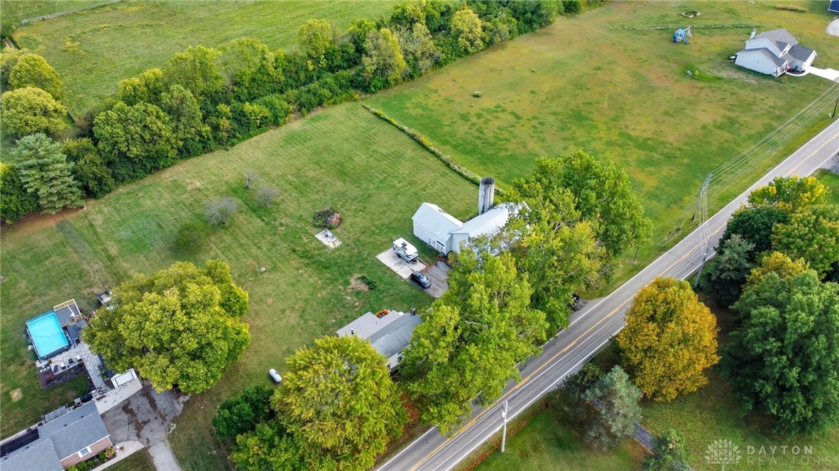 8080 Township Line Road Waynesville, OH 45068 - Photo 2 of 55