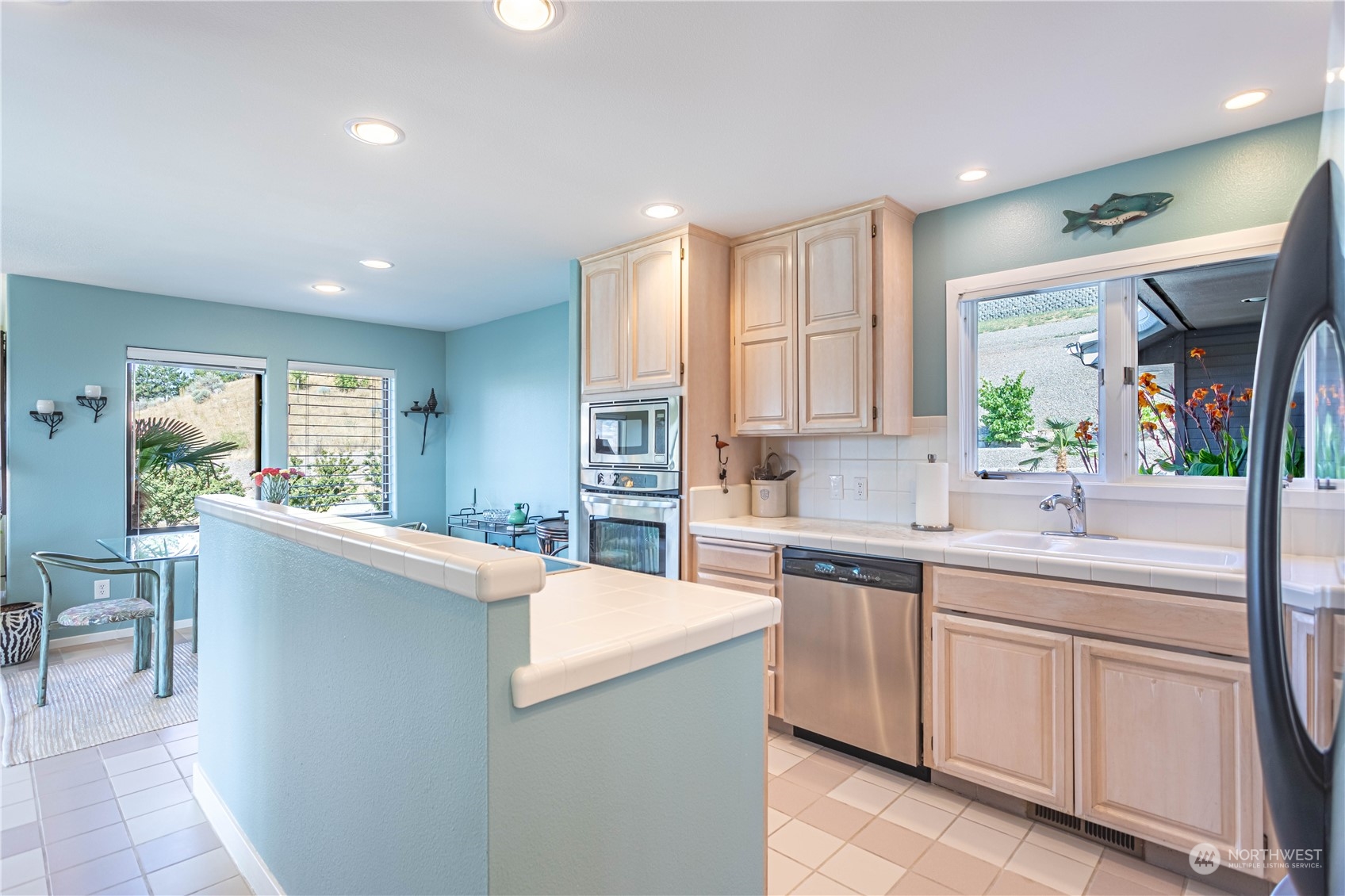 48 Knowles Heights Road Wenatchee, WA 98801 - Photo 7 of 39 Gallery Image 7