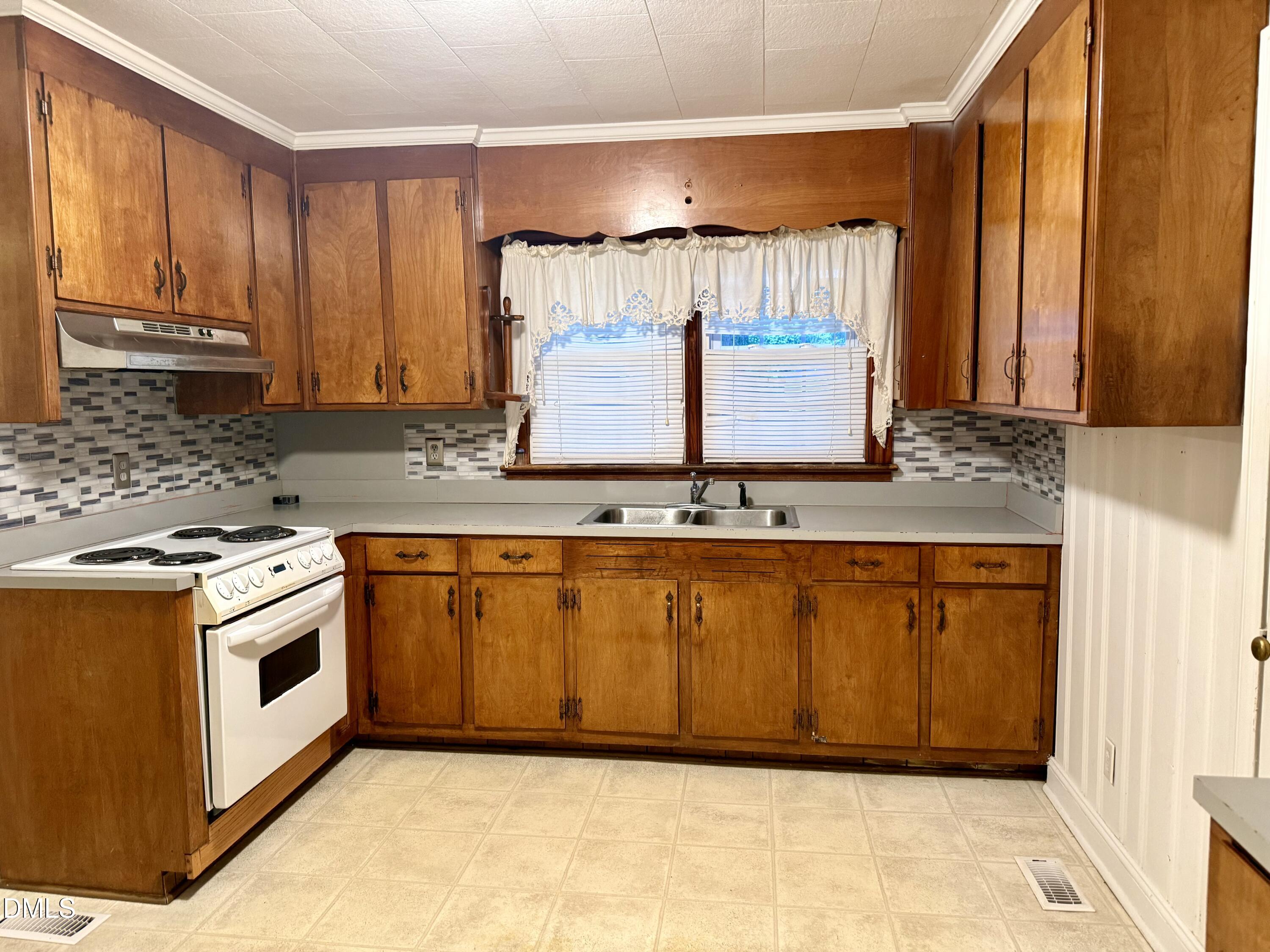 1439 Hill Road Smithfield, NC 27577 - Photo 3 of 6