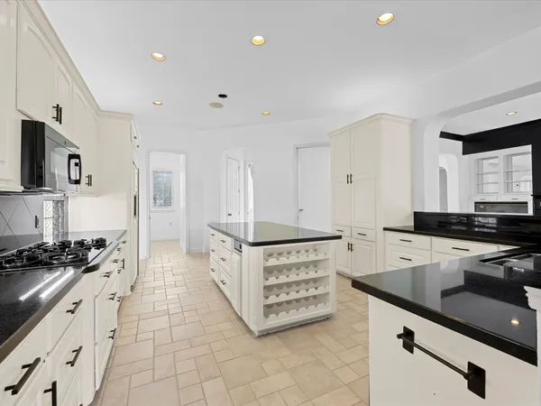 $6,000 | 15318 Beecham Drive, Houston, TX 77068