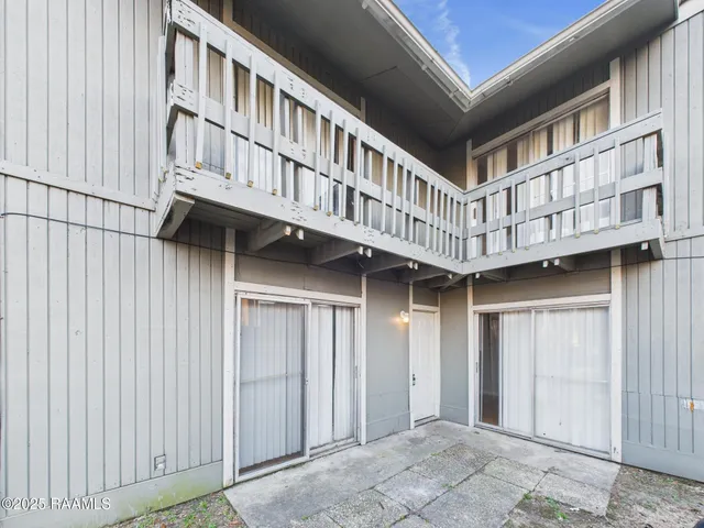 $850 | 506 Fox Run Avenue, Unit 2, Lafayette, LA 70508