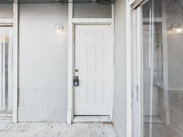 $850 | 506 Fox Run Avenue, Unit 2, Lafayette, LA 70508