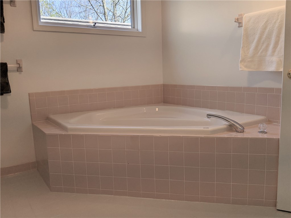 41 Hawks View Mendon, NY 14472 - Photo 28 of 46