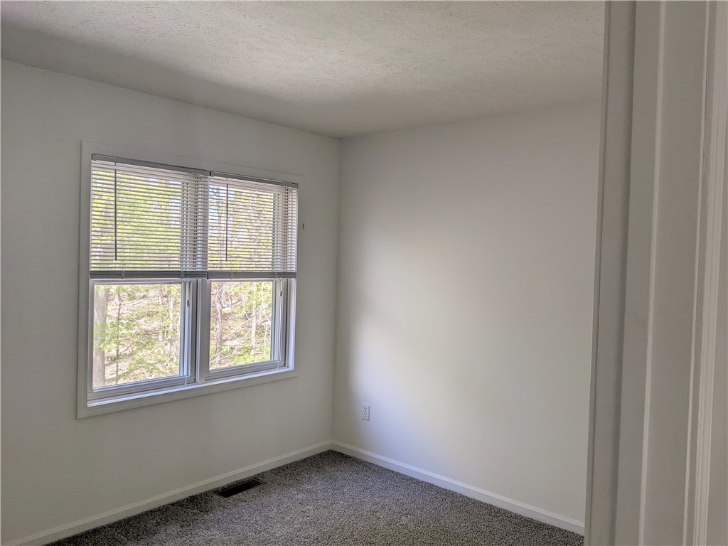 41 Hawks View Mendon, NY 14472 - Photo 32 of 46 Bedroom #3