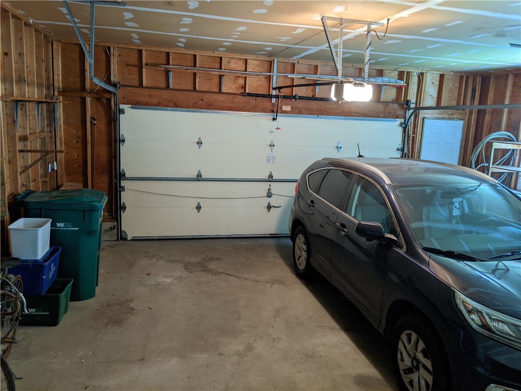 41 Hawks View Mendon, NY 14472 - Photo 45 of 46 2 Car Garage