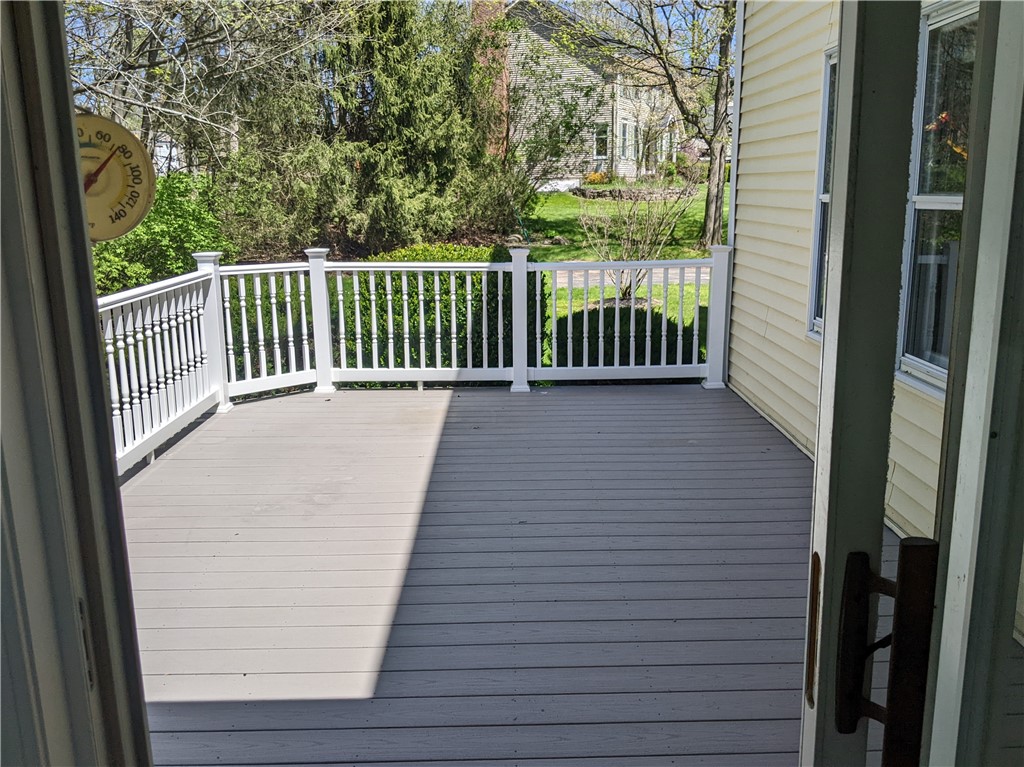 41 Hawks View Mendon, NY 14472 - Photo 7 of 46 Deck Surface is composite