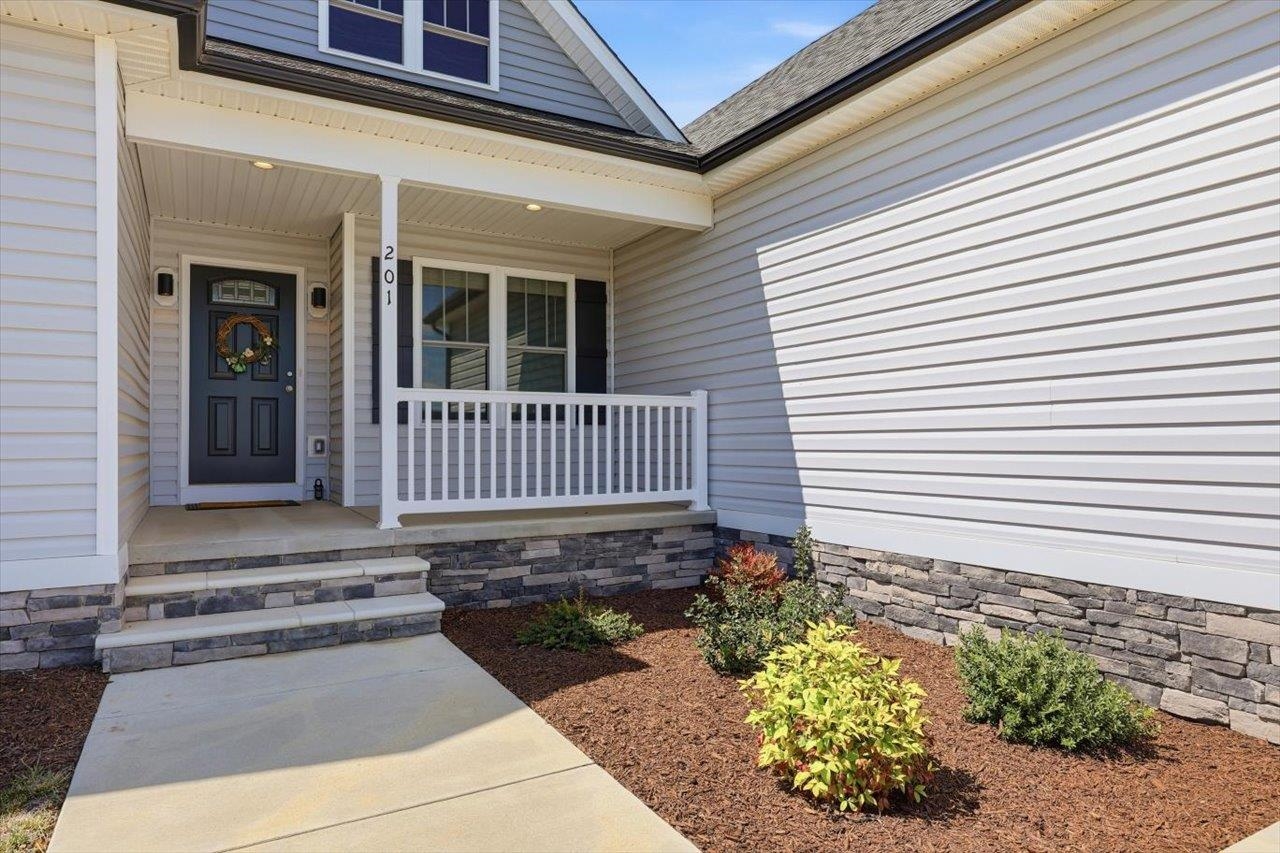 201 Spring Run Lane Waynesboro, VA 22980 - Photo 2 of 48