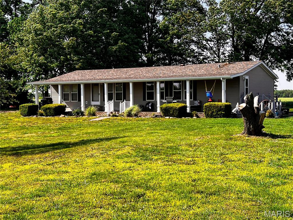 1383 Old Salem Road Kell, IL 62853 - Photo 1 of 28