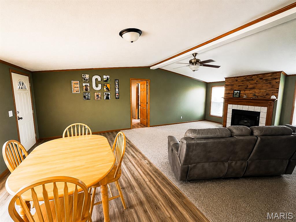 1383 Old Salem Road Kell, IL 62853 - Photo 11 of 28