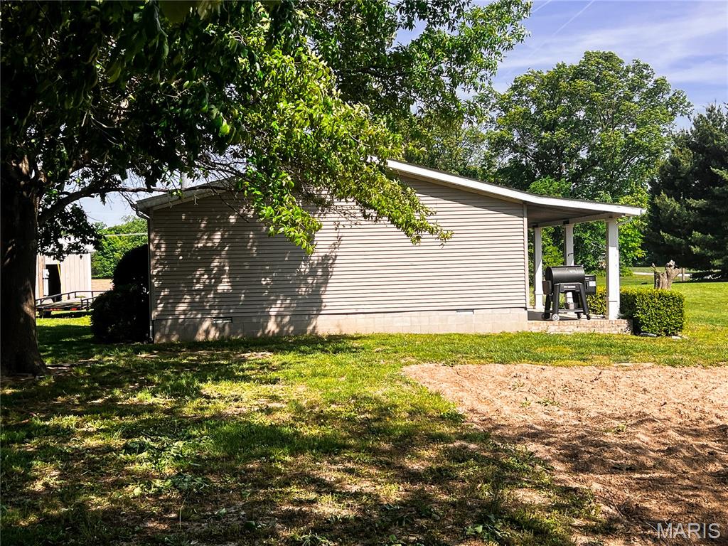 1383 Old Salem Road Kell, IL 62853 - Photo 5 of 28