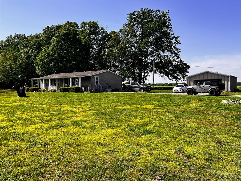 1383 Old Salem Road Kell, IL 62853 - Photo 7 of 28