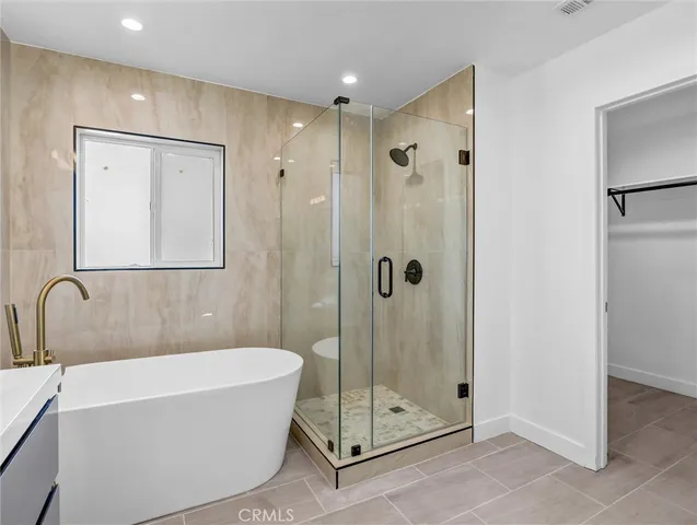 $6,000 | 1231 South Rowan Avenue, Unit 1/2, Los Angeles, CA 90023