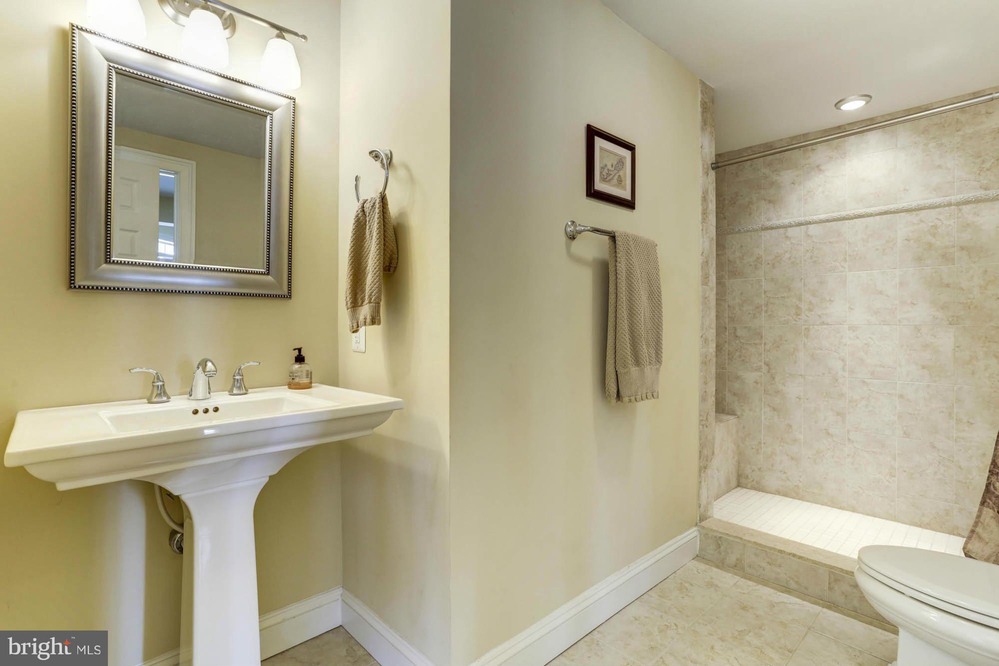 4070 Linthicum Road Dayton, MD 21036 - Photo 24 of 30 Bath