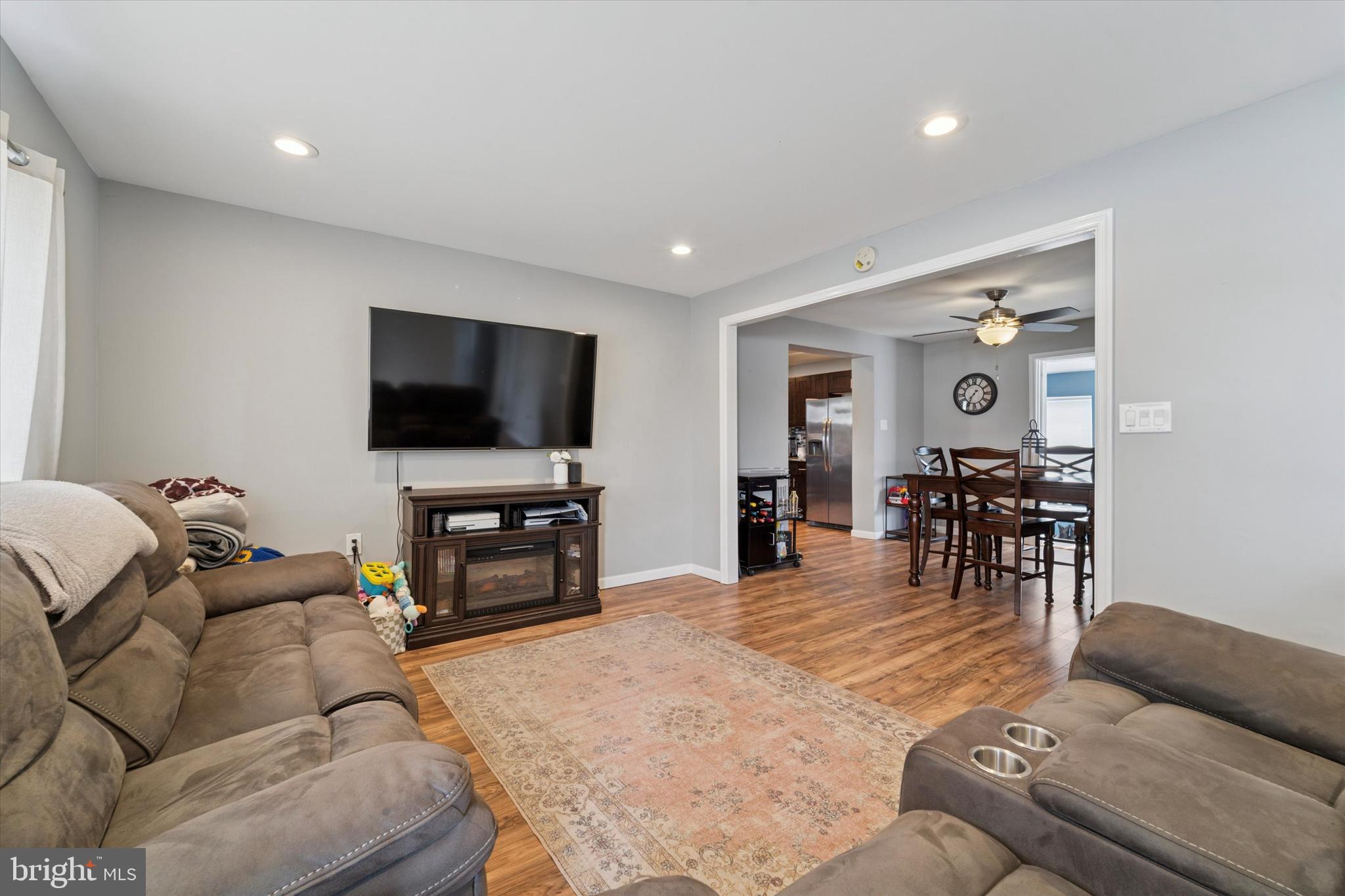 1835 Durham Road Langhorne, PA 19047 - Photo 2 of 25 Gallery Image 2
