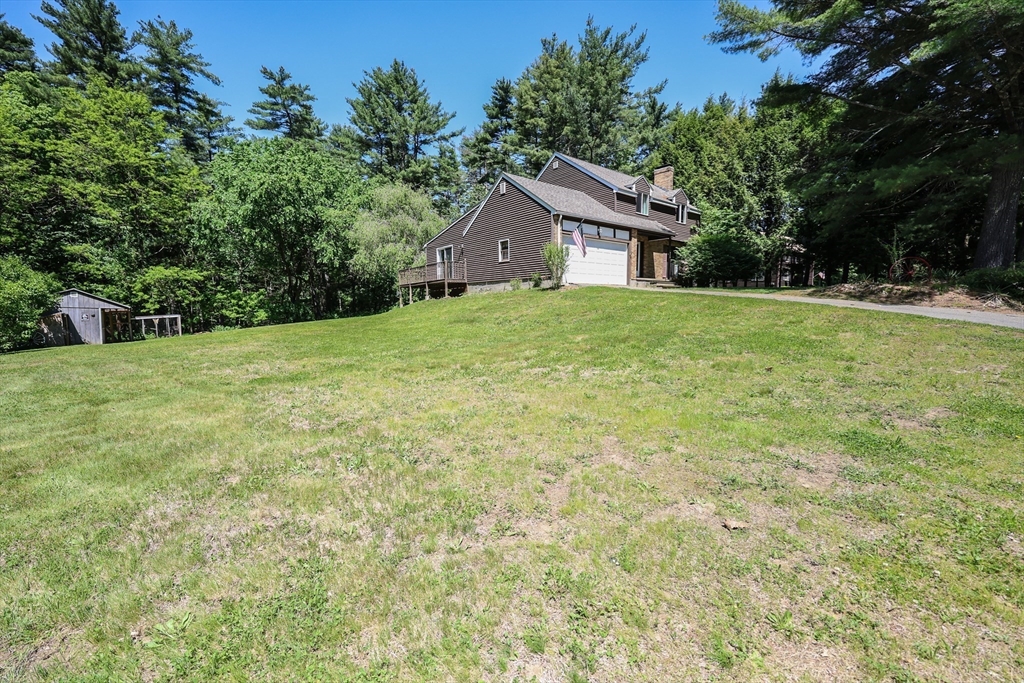 428 Michael Sears Road Belchertown, MA 01007 - Photo 4 of 30