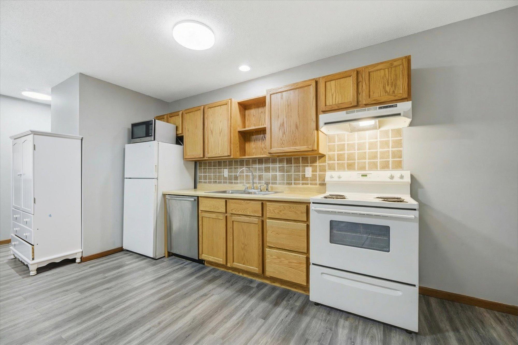 226 3rd Avenue South Brownton, MN 55312 - Photo 25 of 40