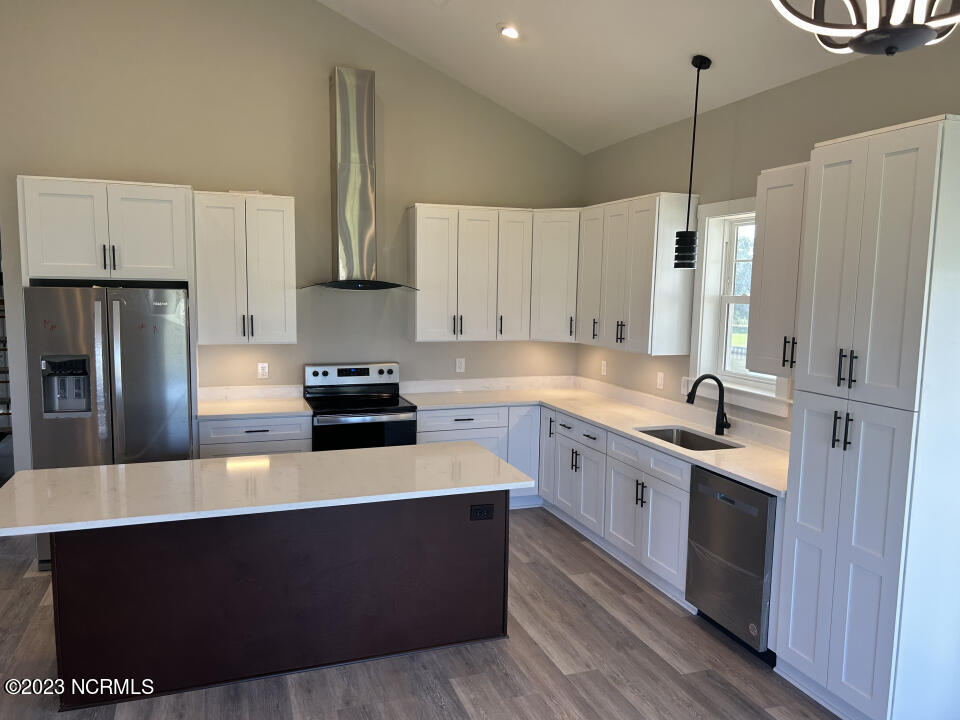311 Goose Landing Road Chocowinity, NC 27817 - Photo 3 of 29 3