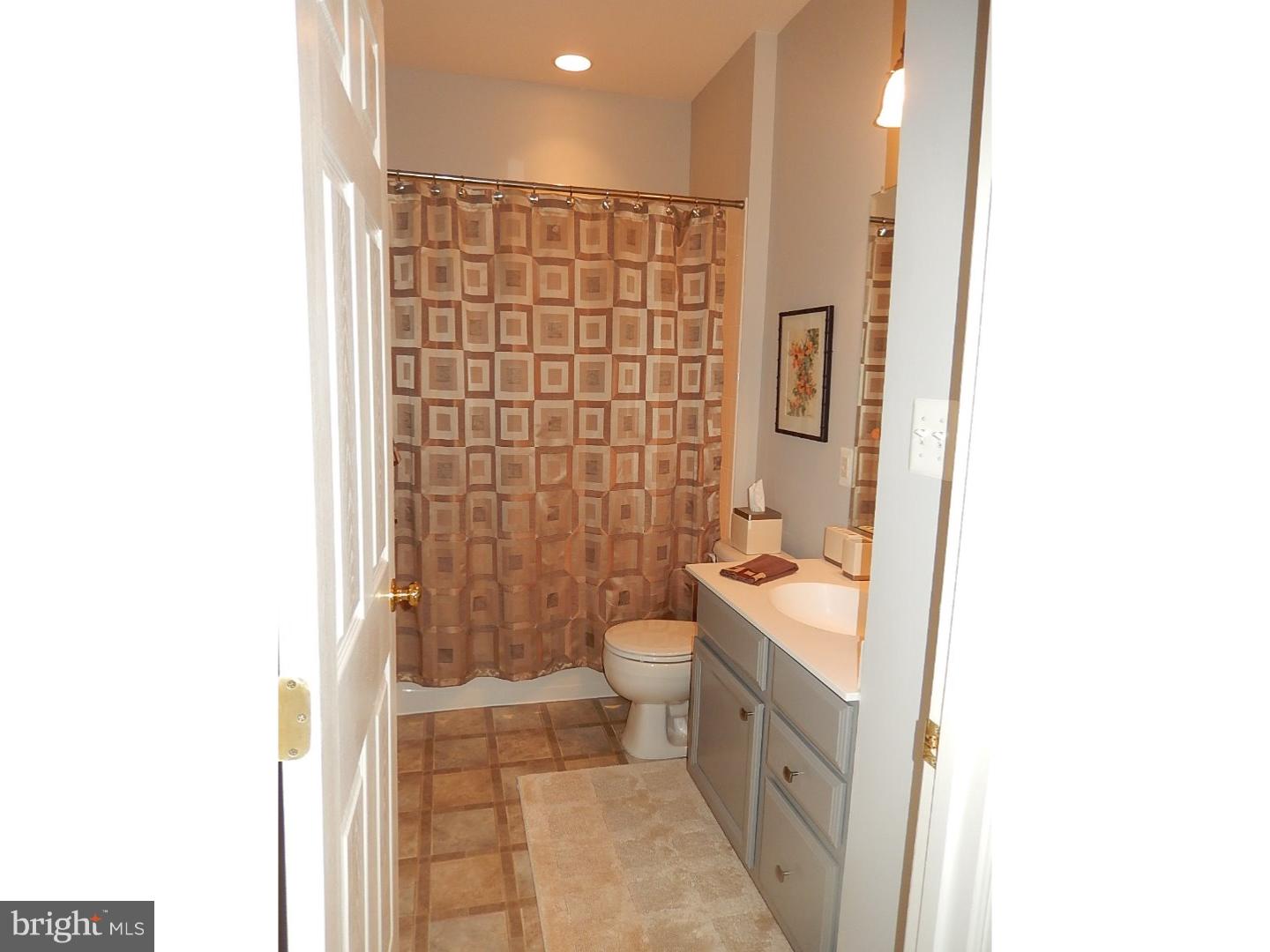 29 Rinehart Road Pottstown, PA 19465 - Photo 22 of 25 Bathroom