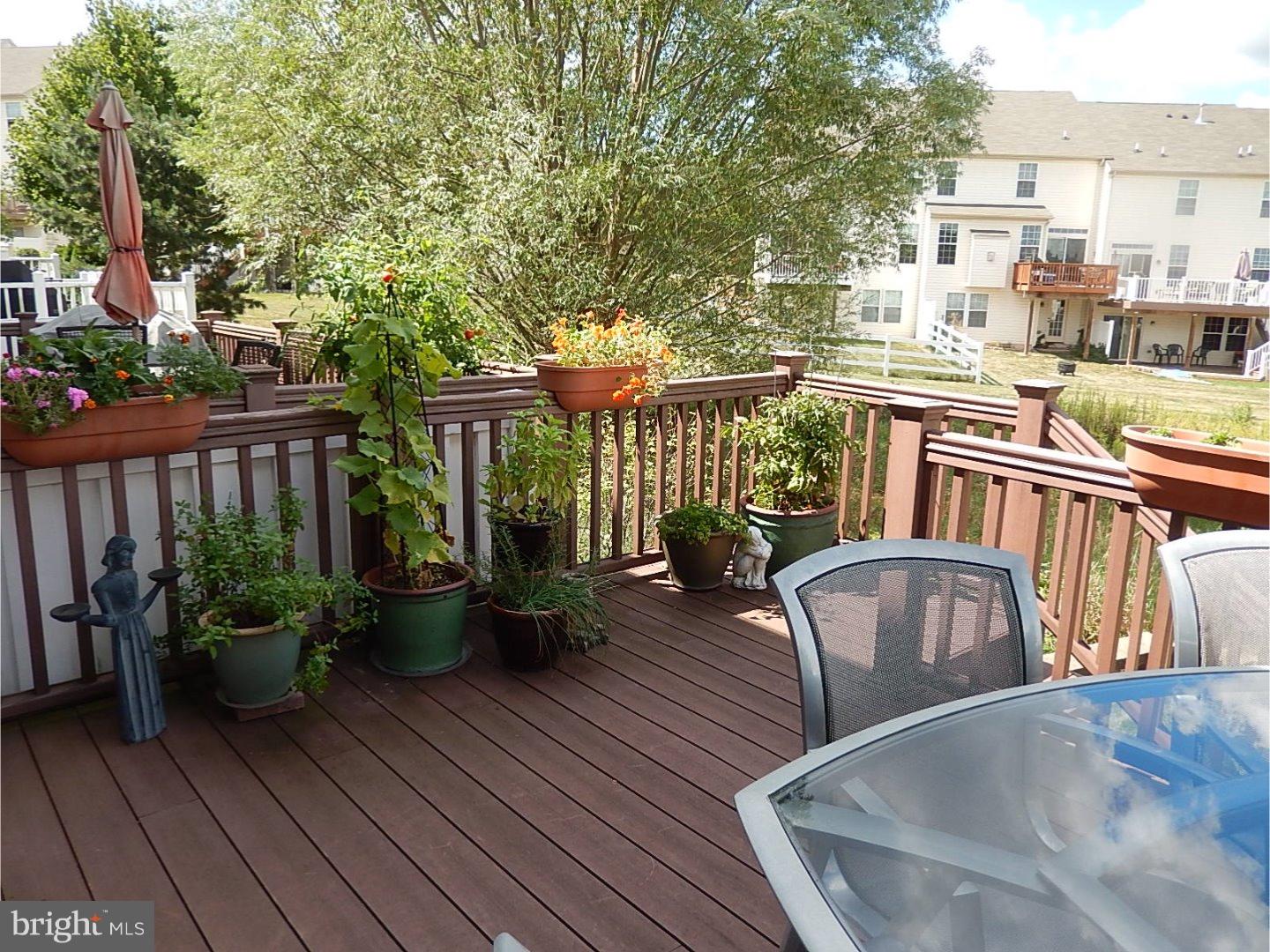 29 Rinehart Road Pottstown, PA 19465 - Photo 24 of 25 Deck
