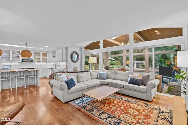 $1,875,000 | 1812 Rolling Road, Chapel Hill, NC 27514