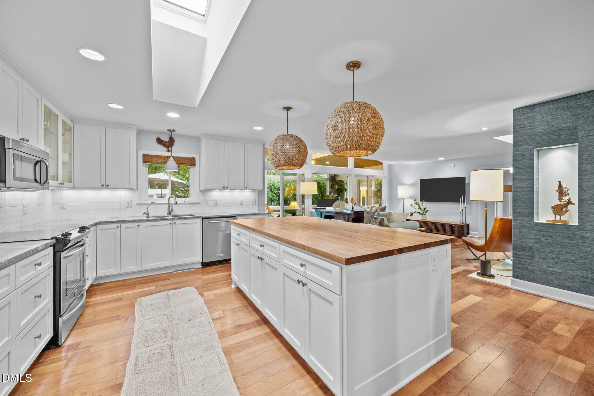 1812 Rolling Road Chapel Hill, NC 27514 - Photo 17 of 72 45-web-or-mls-30-print-IMG_1119