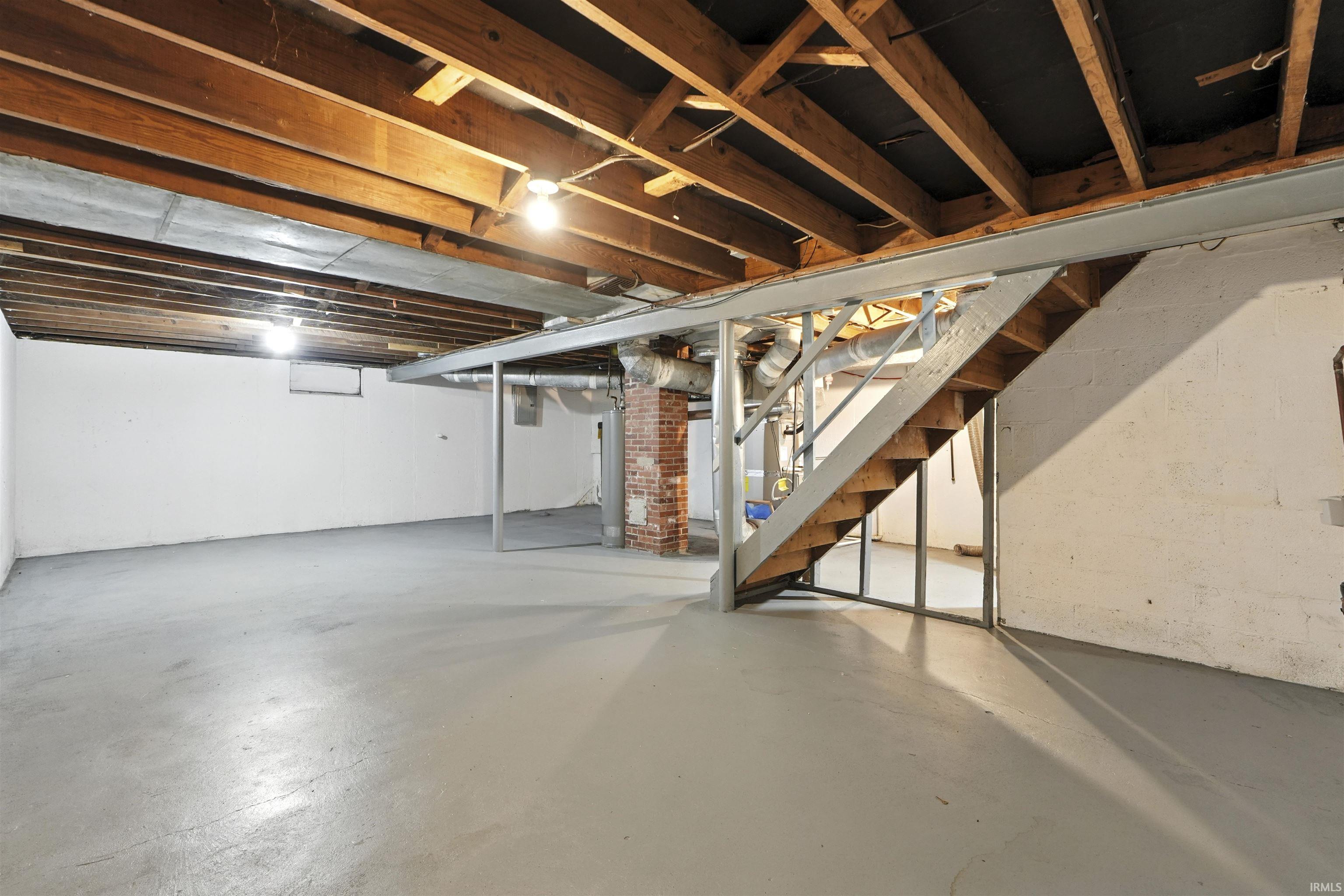 4126 Bowser Avenue Fort Wayne, IN 46806 - Photo 8 of 19