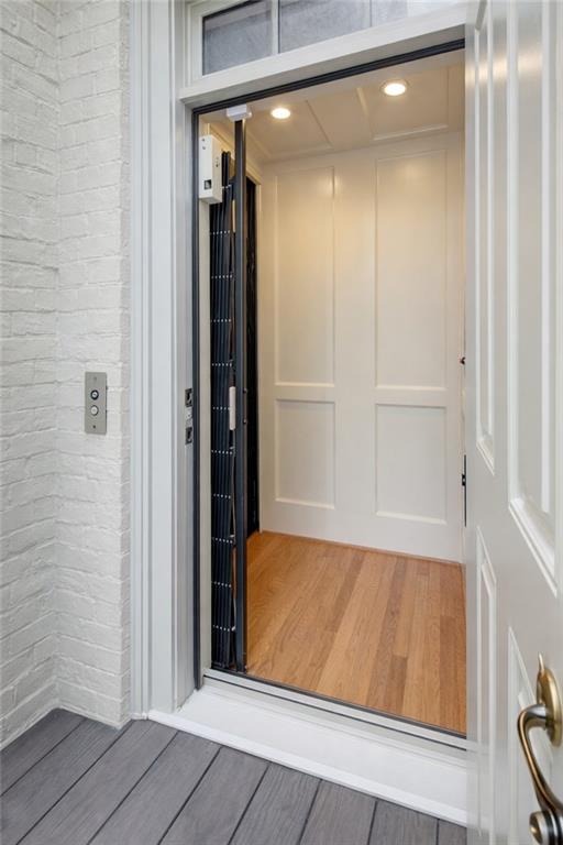 1005 Heards Ferry Road Northwest Sandy Springs, GA 30328 - Photo 11 of 30 a view of room with walk in closet